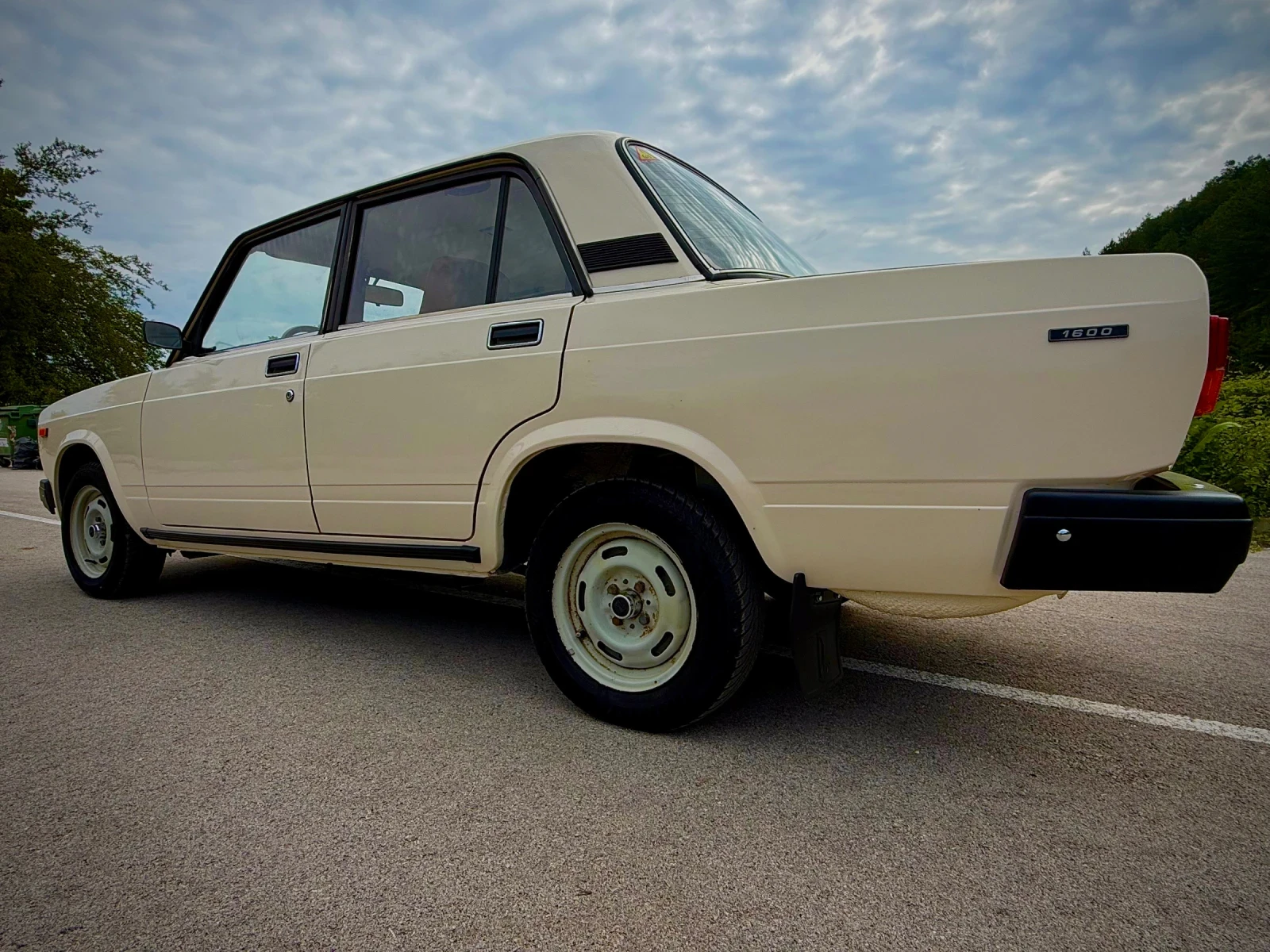 Lada 2107 1600, снимка 4 - Автомобили и джипове - 54735749
