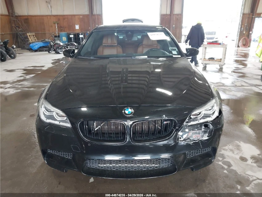 BMW M5 МАСАЖ / ОБДУХ / 360 / HEADUP / BANG&OLUFSEN / SOFT, снимка 2 - Автомобили и джипове - 54778241