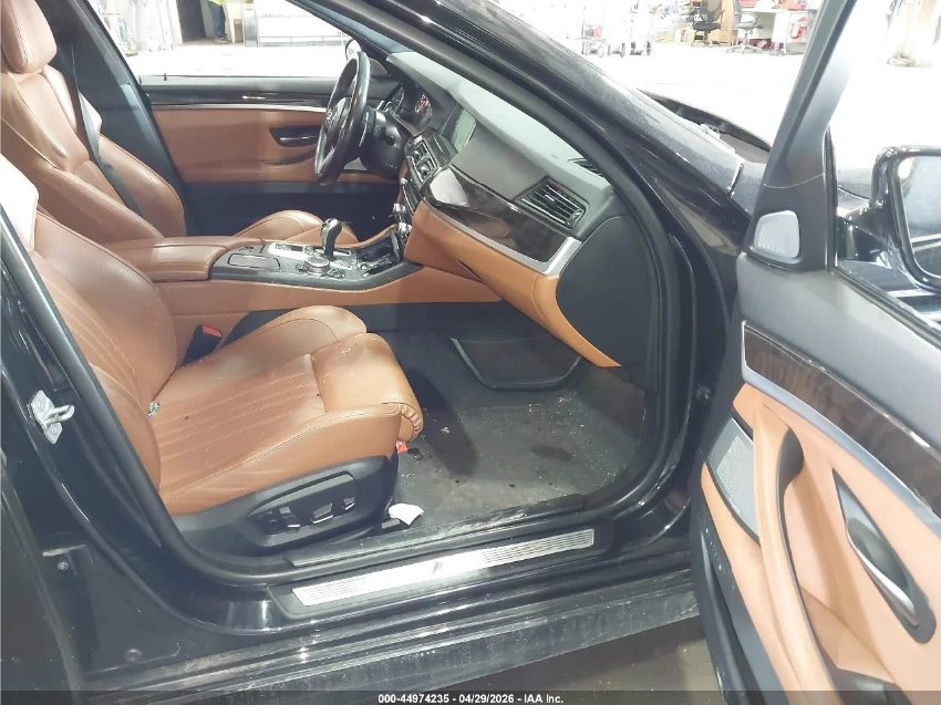 BMW M5 МАСАЖ / ОБДУХ / 360 / HEADUP / BANG&OLUFSEN / SOFT, снимка 7 - Автомобили и джипове - 54778241