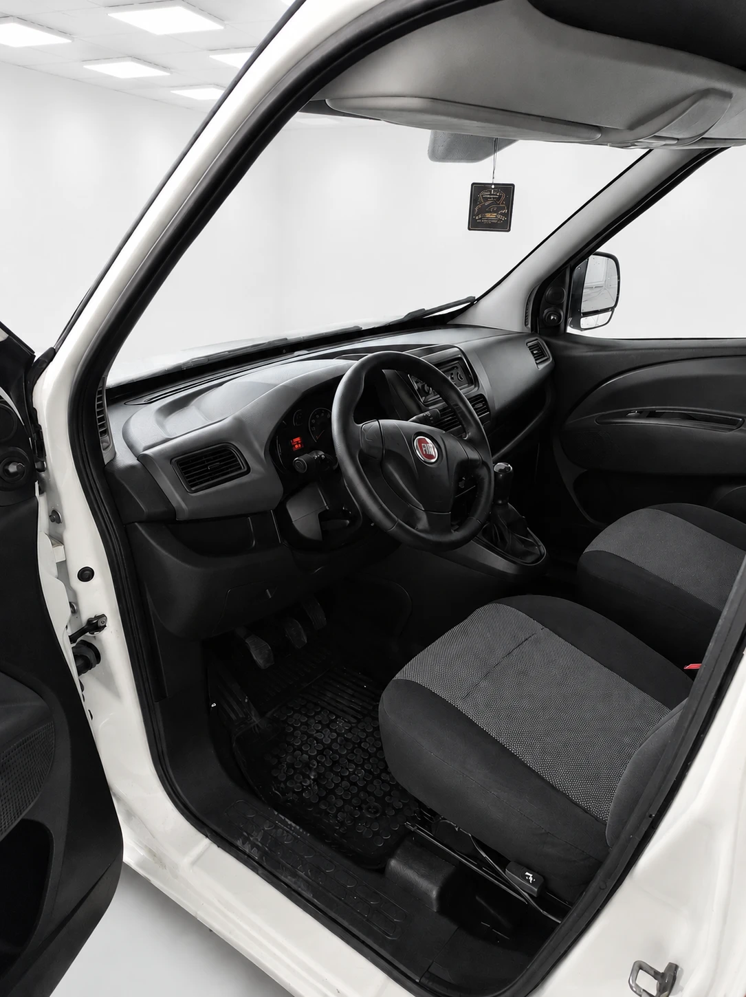 Fiat Doblo, снимка 4 - Автомобили и джипове - 55153599