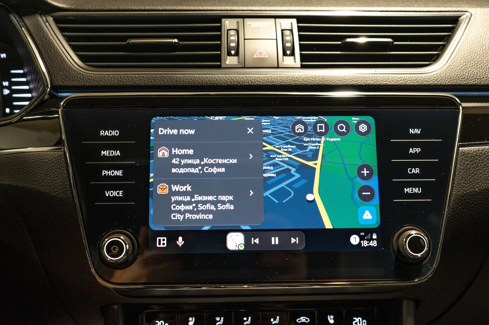 Skoda Superb L&K, снимка 12 - Автомобили и джипове - 55157171