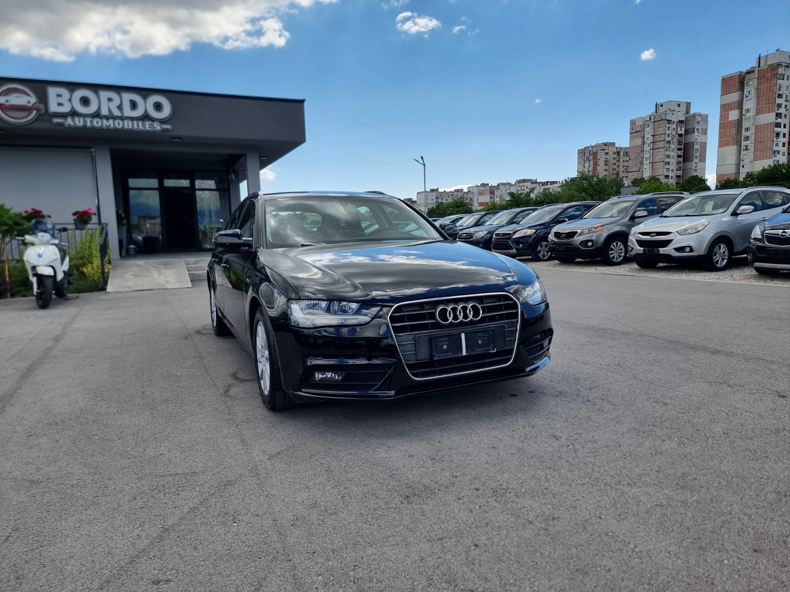 Audi A4 2.0TDI, снимка 9 - Автомобили и джипове - 55239990