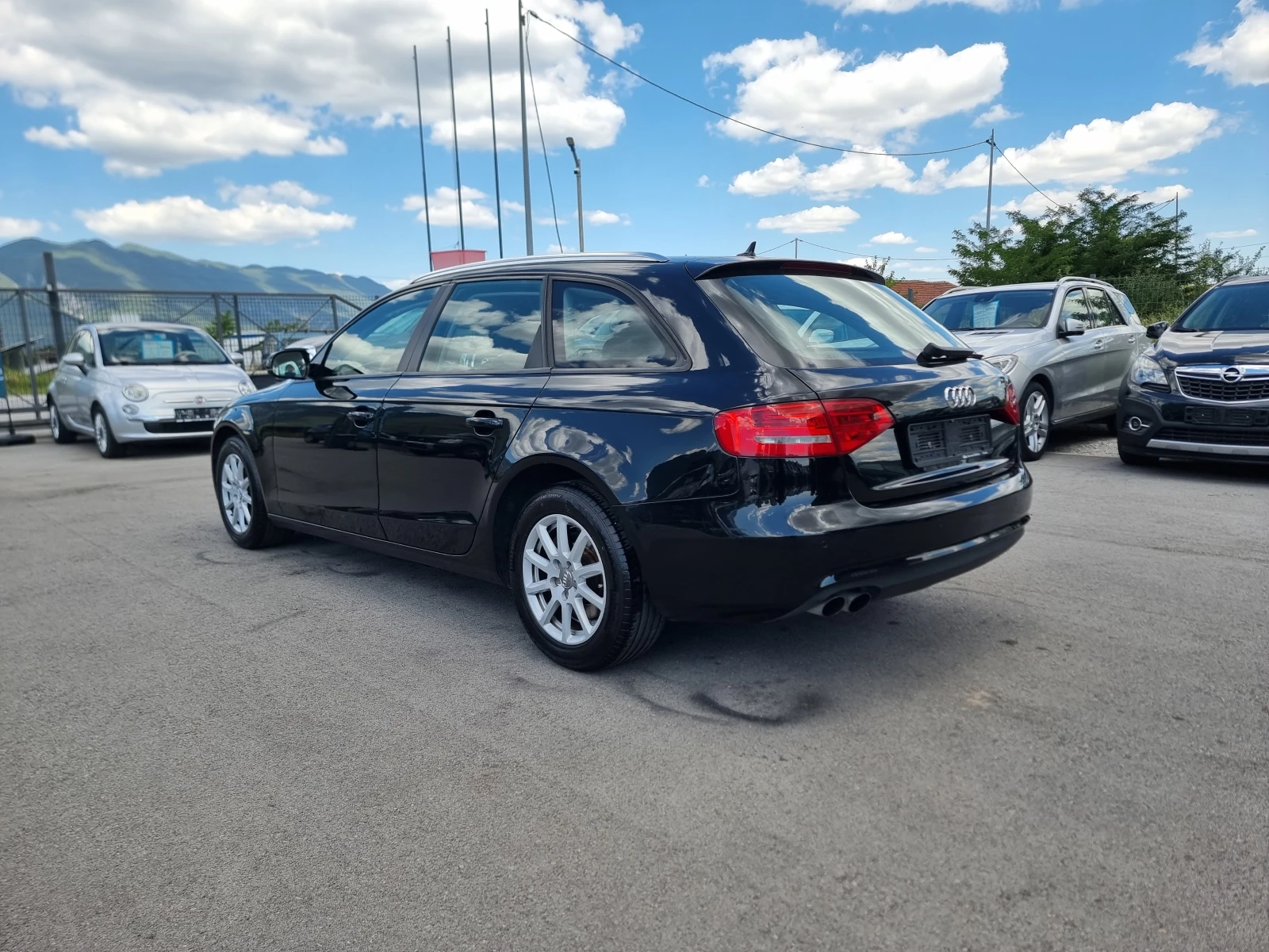 Audi A4 2.0TDI, снимка 4 - Автомобили и джипове - 55239990