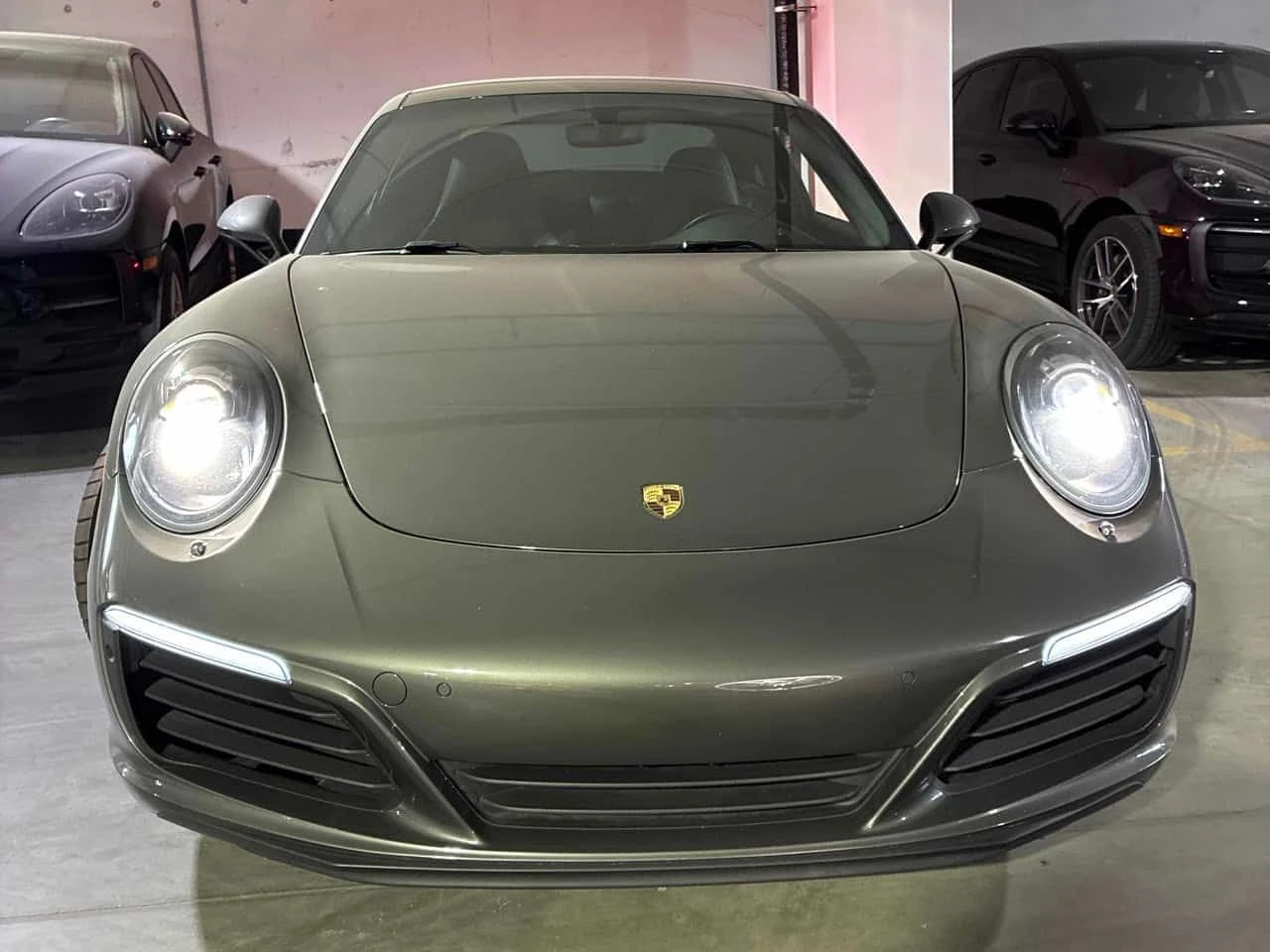 Porsche 911 * Carrera * CARFAX * ЦЕНА ДО БГ, снимка 4 - Автомобили и джипове - 55681036