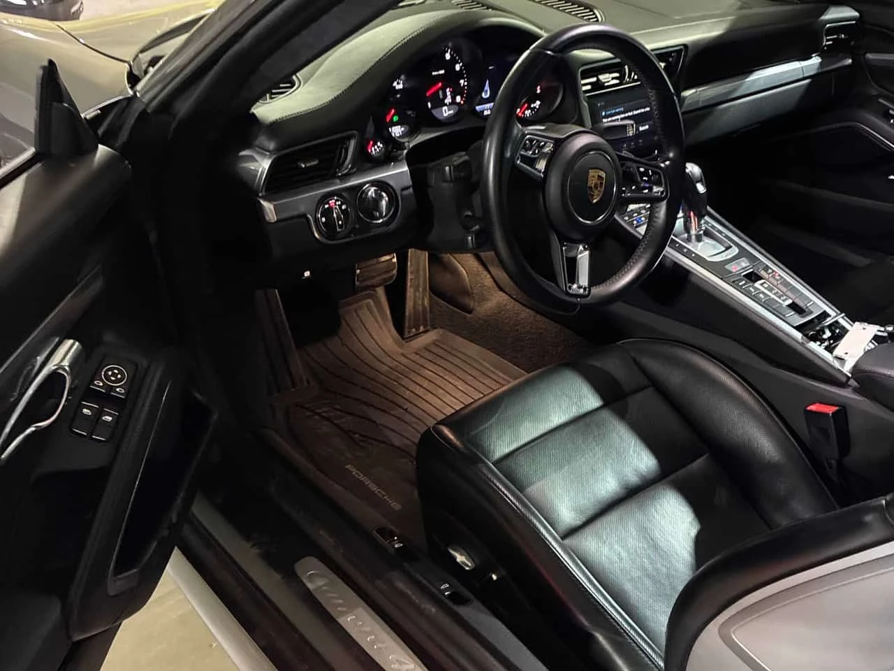 Porsche 911 * Carrera * CARFAX * ЦЕНА ДО БГ, снимка 8 - Автомобили и джипове - 55681036