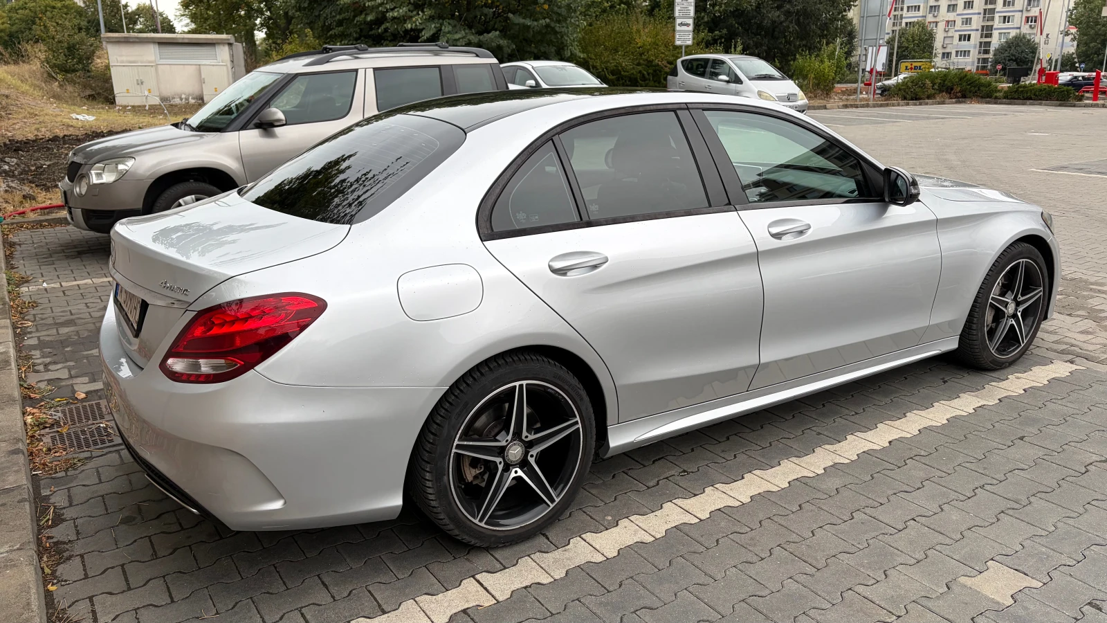 Mercedes-Benz C 300 C300 4 matic, снимка 7 - Автомобили и джипове - 56328372