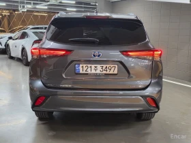 Toyota Highlander 2.5* AWD* LIMITED* ПОДГРЕВ* ОБДУХВАНЕ* 360КАМЕРА* , снимка 4