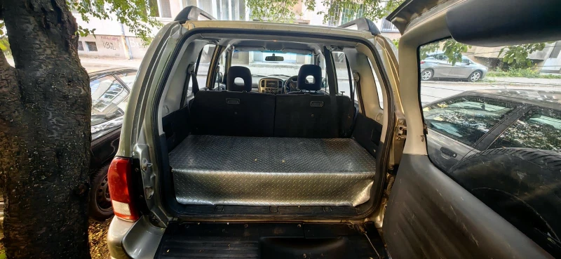 Suzuki Grand vitara, снимка 11 - Автомобили и джипове - 52469301