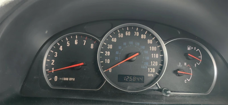 Suzuki Grand vitara, снимка 6 - Автомобили и джипове - 52469301