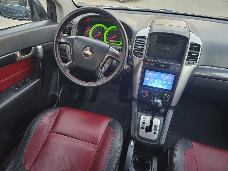Chevrolet Captiva 2.0d (150 Hp) AT/4x4/Navi/Камера/7места/Кожa, снимка 13 - Автомобили и джипове - 51799291