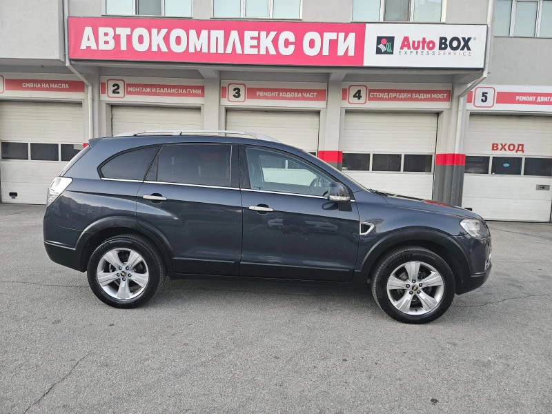 Chevrolet Captiva 2.0d (150 Hp) AT/4x4/Navi/Камера/7места/Кожa, снимка 6 - Автомобили и джипове - 51799291