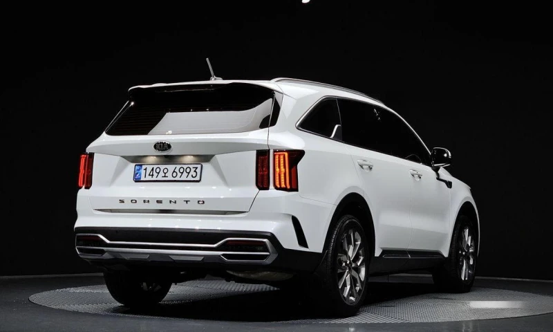 Kia Sorento Diesel 2.2 2WD Prestige, снимка 2 - Автомобили и джипове - 52107702