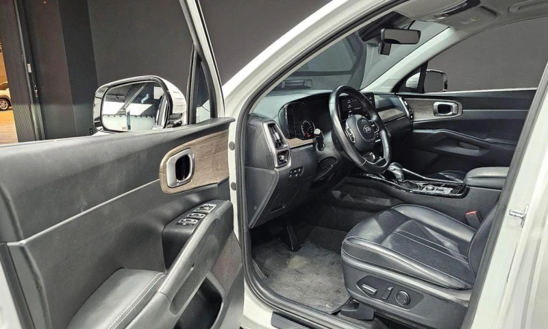 Kia Sorento Diesel 2.2 2WD Prestige, снимка 11 - Автомобили и джипове - 52107702