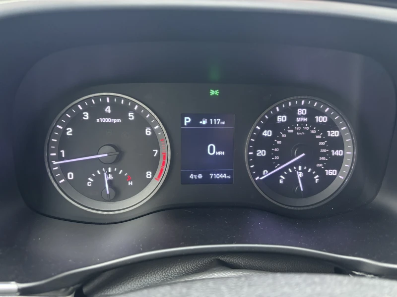 Hyundai Tucson, снимка 14 - Автомобили и джипове - 52673448