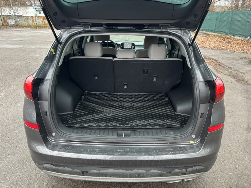 Hyundai Tucson, снимка 6 - Автомобили и джипове - 52673448