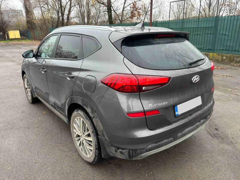 Hyundai Tucson, снимка 7 - Автомобили и джипове - 52673448