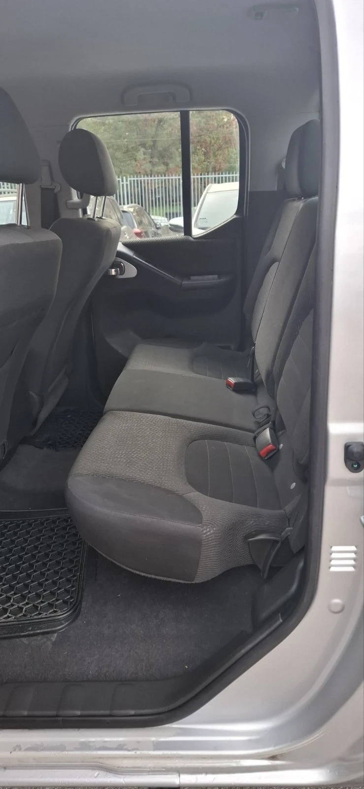 Nissan Navara 2.5D, Euro 5, снимка 10 - Автомобили и джипове - 47707712