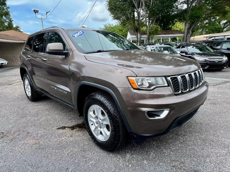 Jeep Grand cherokee Laredo* Keyless* Bluetooth* Камера, снимка 2 - Автомобили и джипове - 48147213