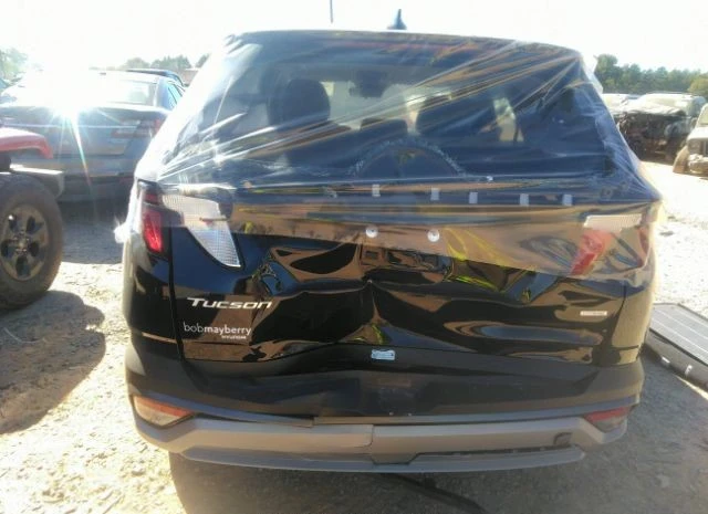 Hyundai Tucson SE, снимка 6 - Автомобили и джипове - 48367928