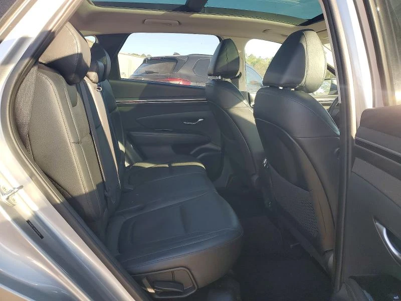 Hyundai Tucson 2.5L 4 ALL WHEEL DRIVE, снимка 10 - Автомобили и джипове - 53829145