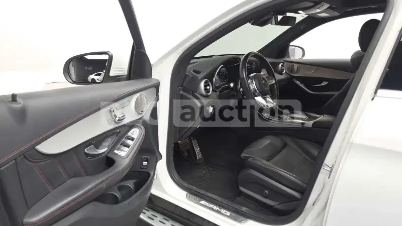 Mercedes-Benz GLC 400, снимка 10 - Автомобили и джипове - 54703977