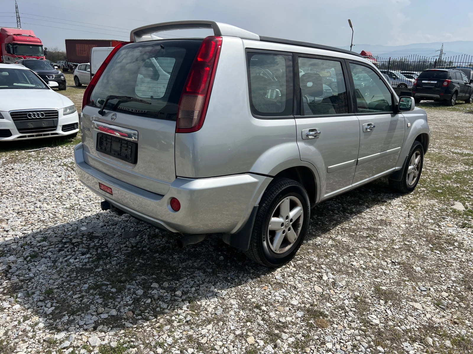 Nissan X-trail 2.2 DCI - изображение 5