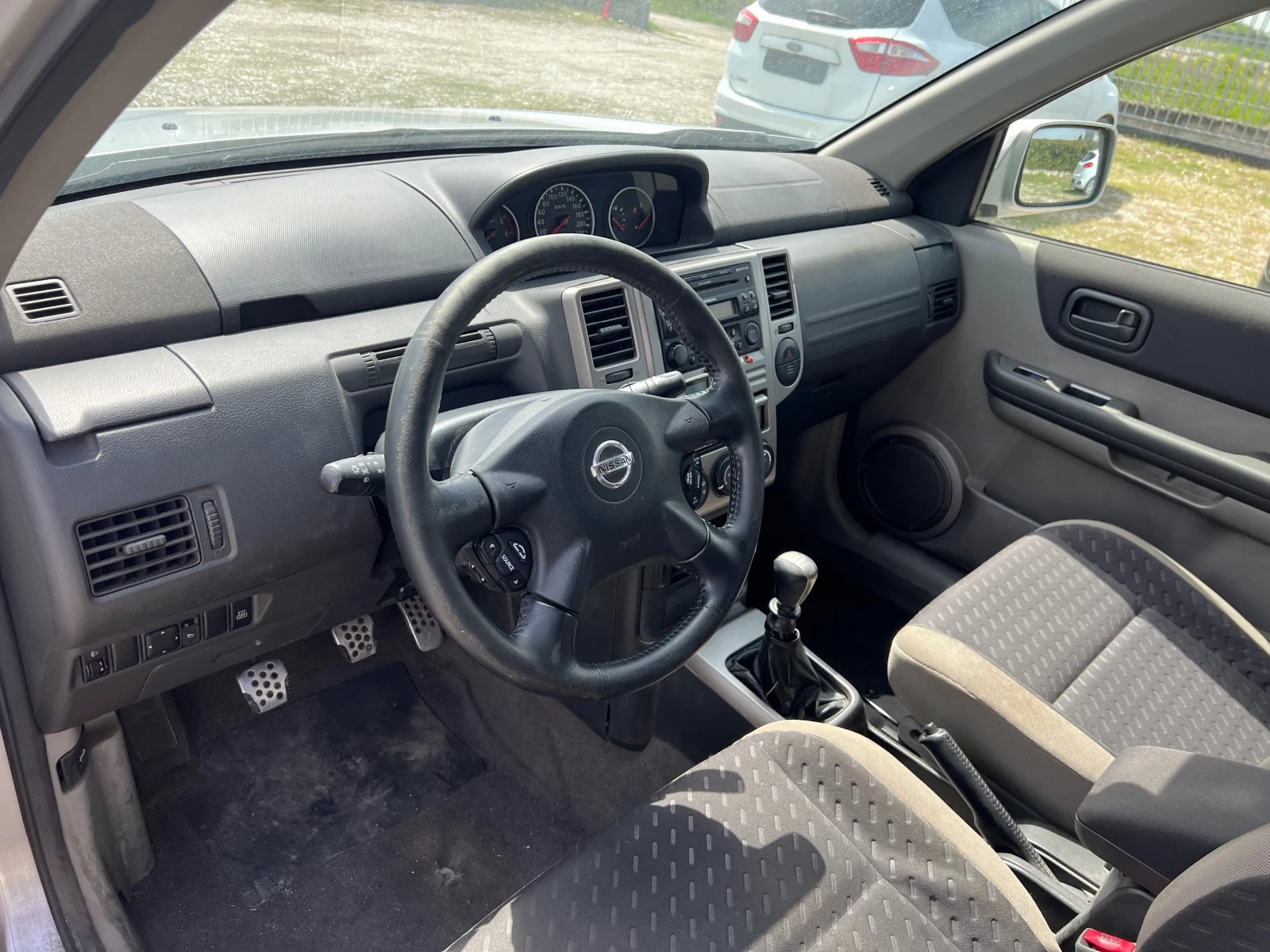 Nissan X-trail 2.2 DCI - изображение 10