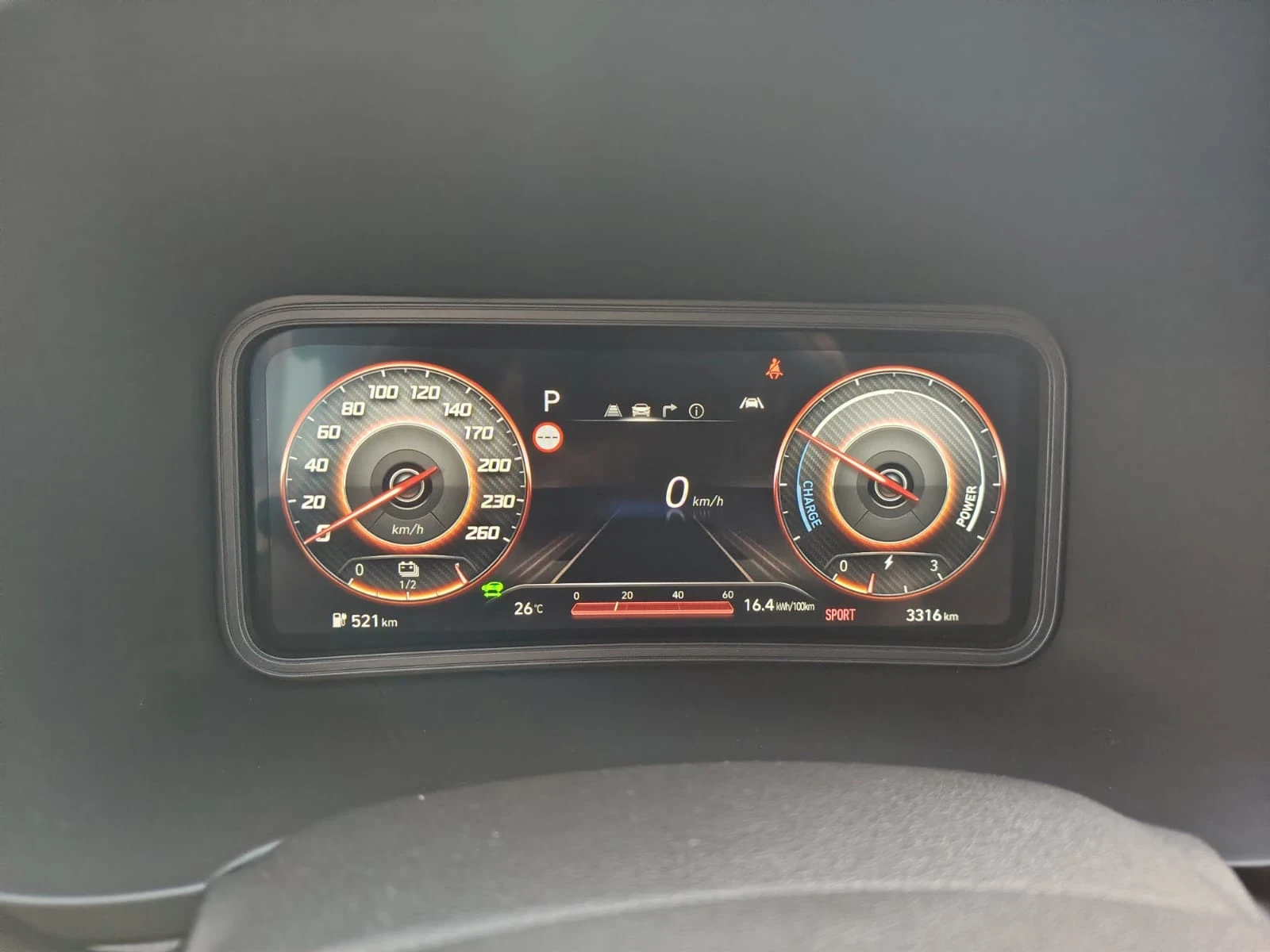 Hyundai Kona Electric/2023 г./64 кв.ч  - изображение 9