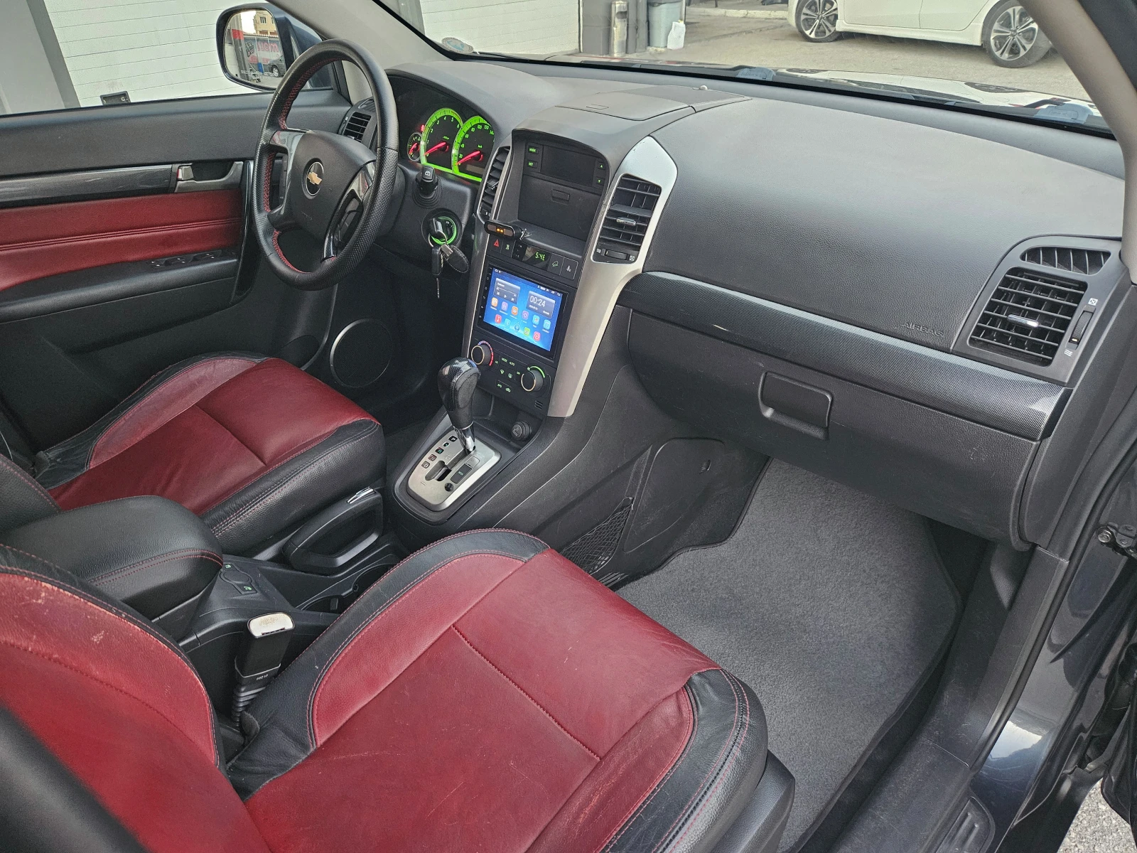 Chevrolet Captiva 2.0d (150 Hp) AT/4x4/Navi//7/a | Mobile.bg   14