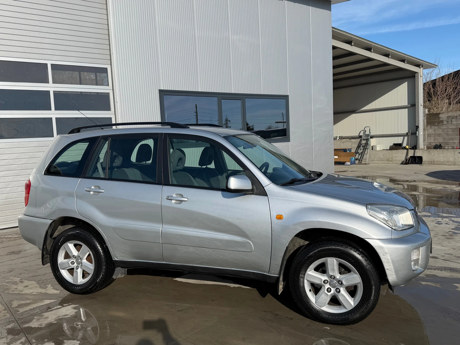 Toyota Rav4 | Mobile.bg � ����������� 4