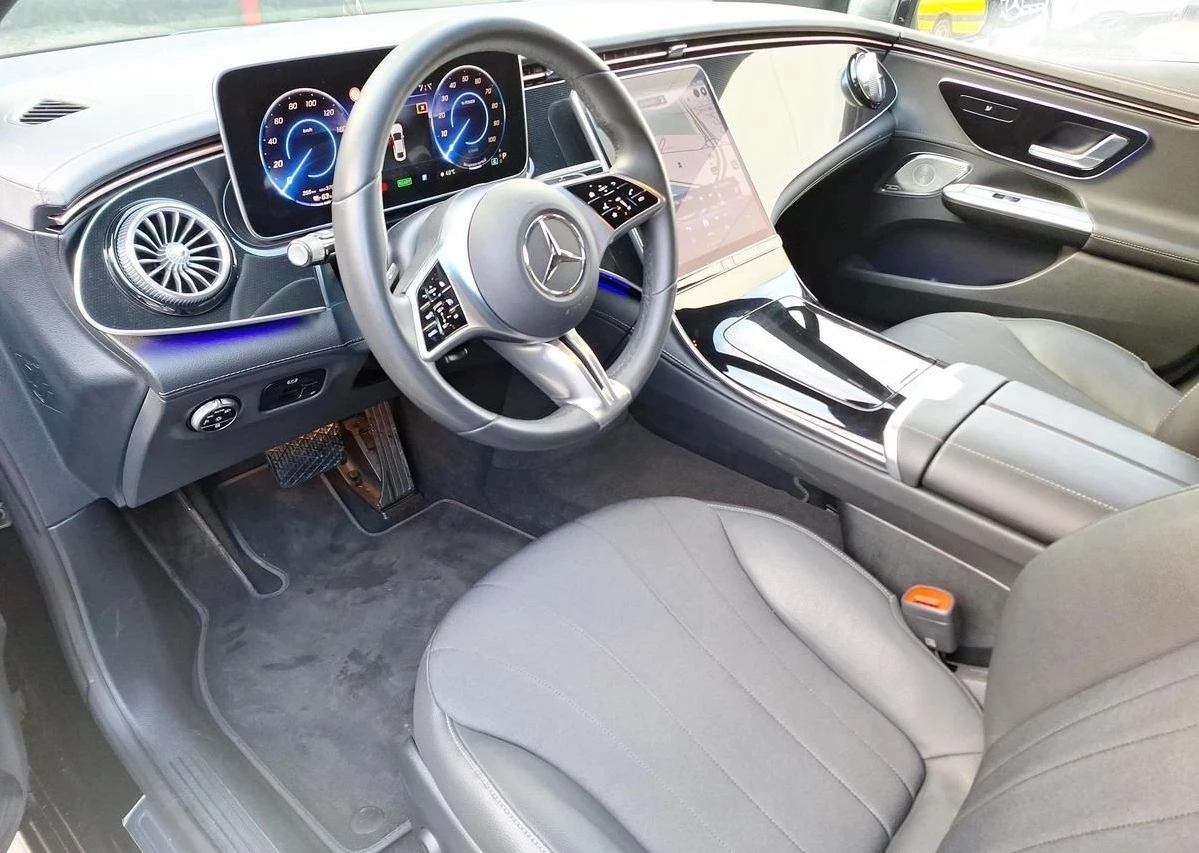 Mercedes-Benz EQE 300 AMG-Line, снимка 5 - Автомобили и джипове - 54054077