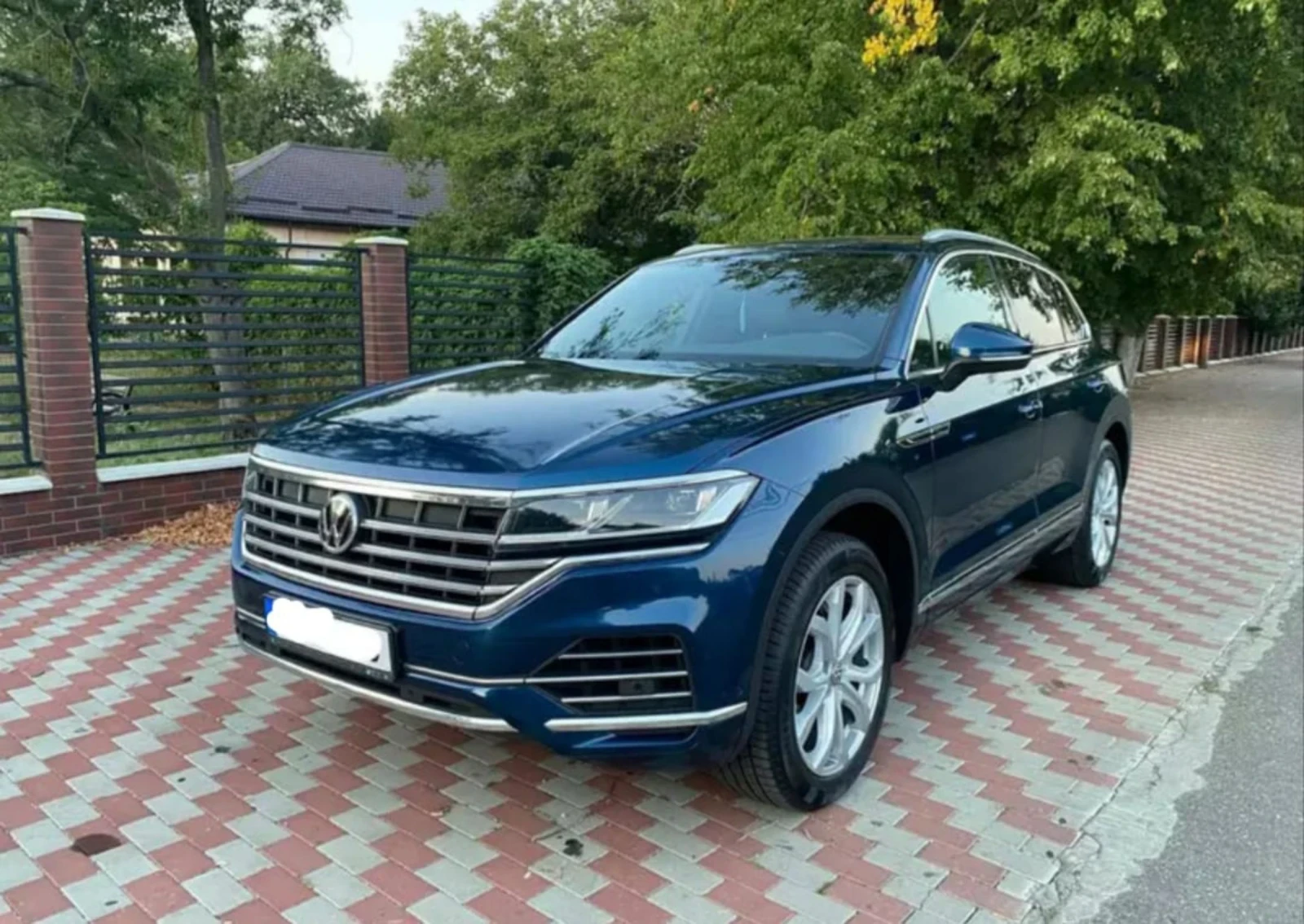 VW Touareg 3.0 TDI, 4Motion, снимка 2 - Автомобили и джипове - 54106237