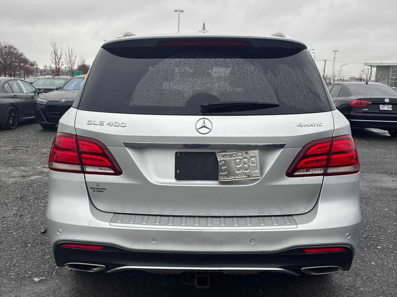Mercedes-Benz GLE 400 * CARFAX * Harman Kardon * 360 Камери * , снимка 4 - Автомобили и джипове - 54197265