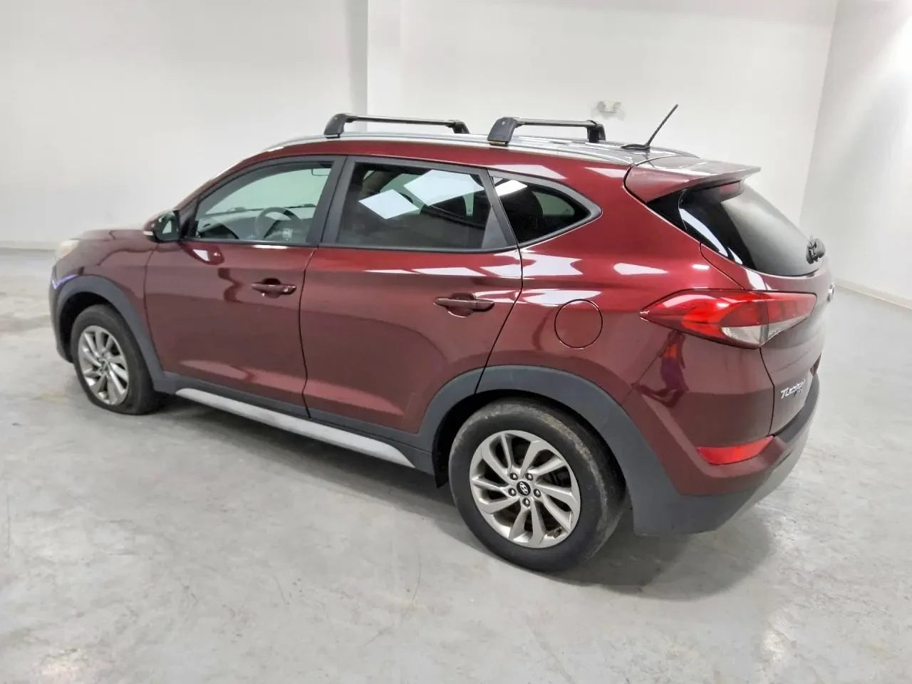 Hyundai Tucson, снимка 4 - Автомобили и джипове - 54219837