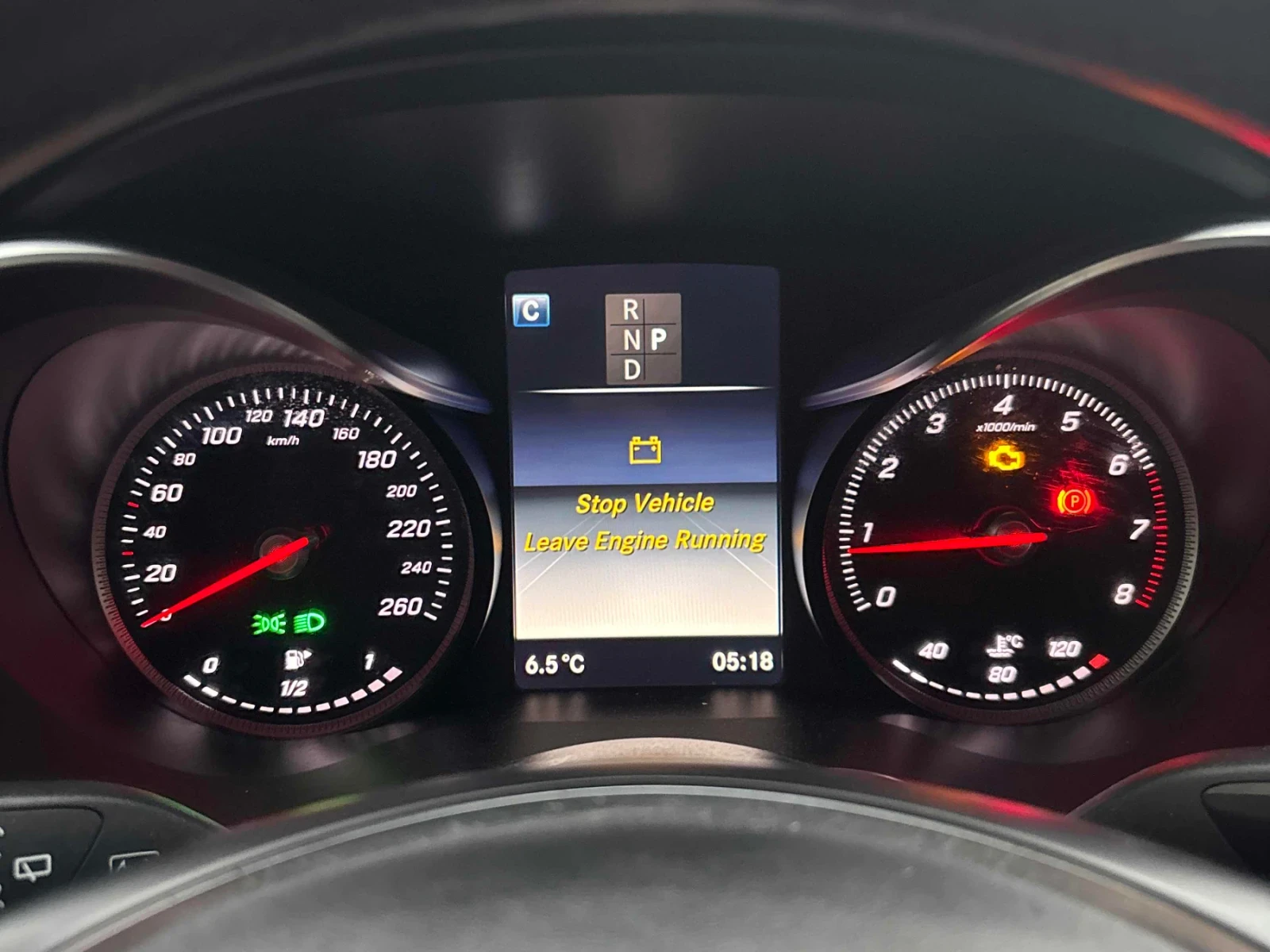 Mercedes-Benz GLC 300 4MATIC * ПОДГРЕВ * ПАНОРАМА * CARFAX, снимка 8 - Автомобили и джипове - 54635888