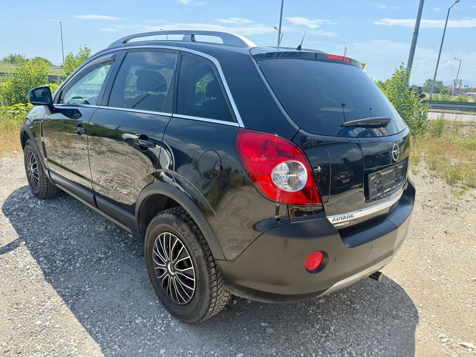 Opel Antara 2.0CDTI, снимка 6 - Автомобили и джипове - 54700730