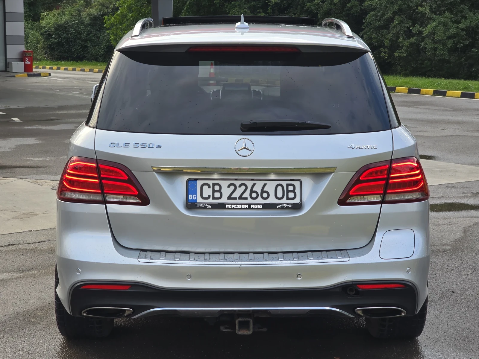 Mercedes-Benz GLE 500 Топ състояние лизинг , снимка 6 - Автомобили и джипове - 55015462
