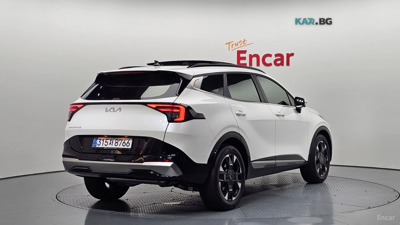Kia Sportage SIGNATURE/DRIVE-ASSISTS/360CAMERA/PANOROOF, снимка 3 - Автомобили и джипове - 55296121