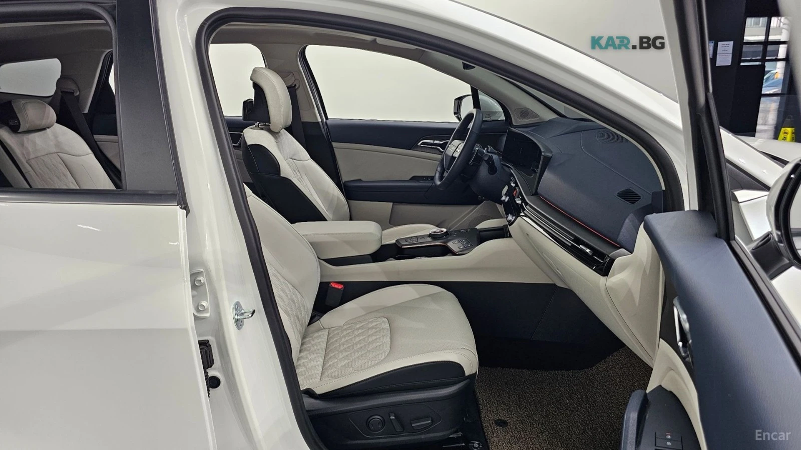 Kia Sportage SIGNATURE/DRIVE-ASSISTS/360CAMERA/PANOROOF, снимка 14 - Автомобили и джипове - 55296121