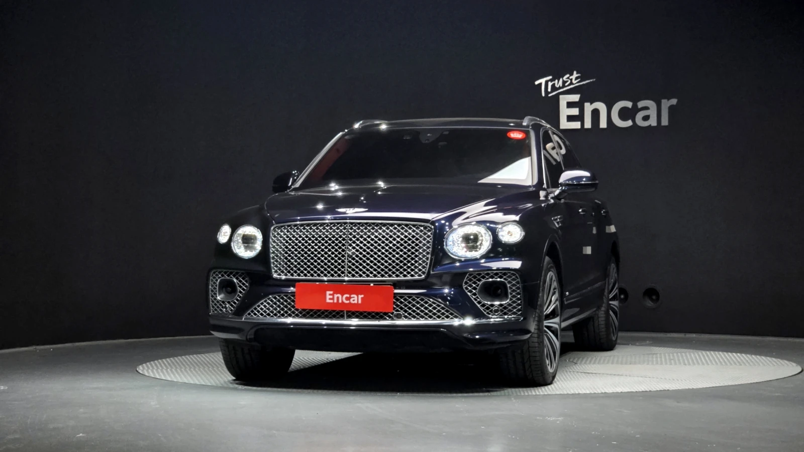 Bentley Bentayga V8* 360* ОБДУХВАНЕ* МАСАЖ* HUD* КРАЙНА ЦЕНА, снимка 3 - Автомобили и джипове - 55336477