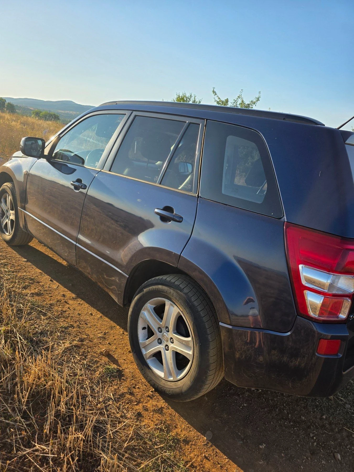 Suzuki Grand vitara, снимка 3 - Автомобили и джипове - 55854397