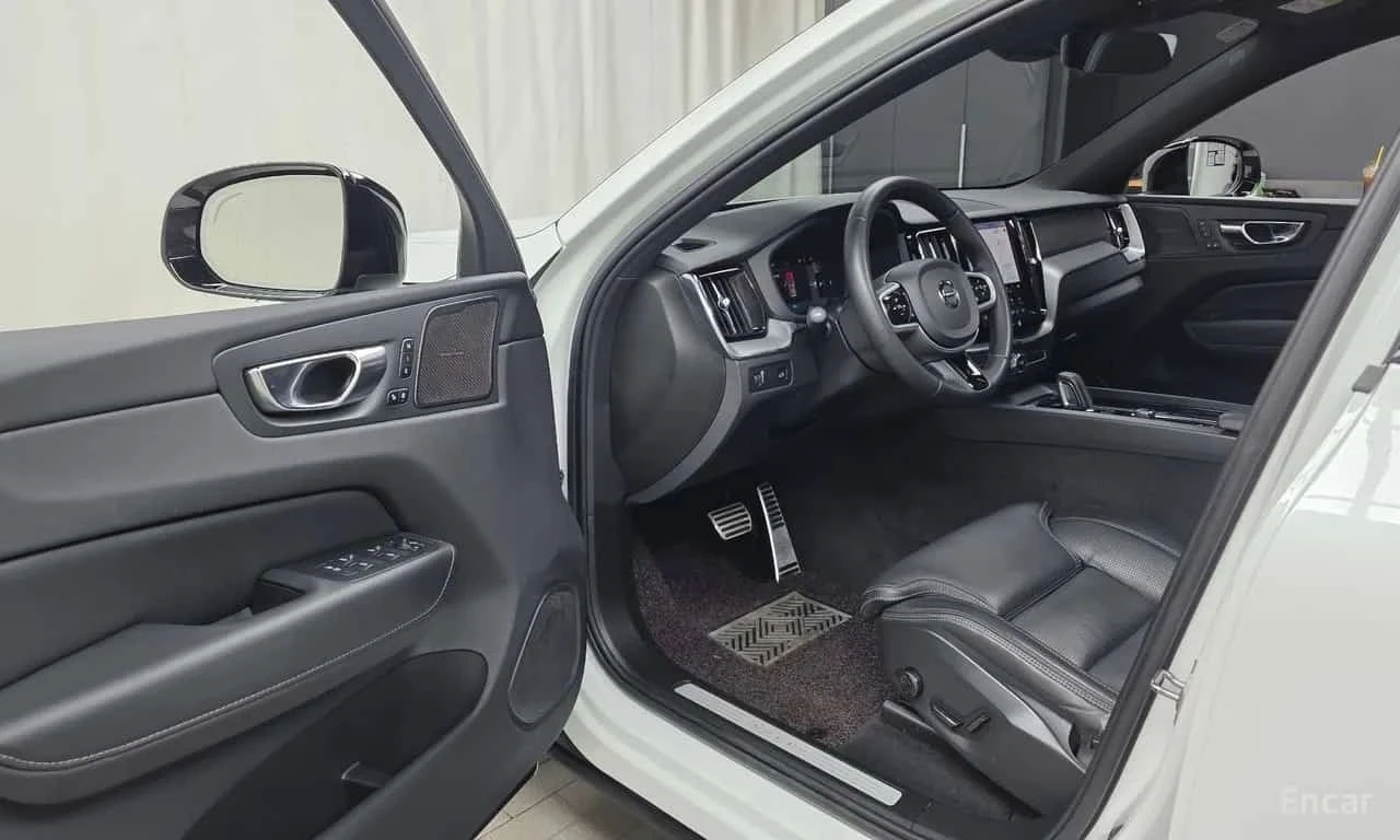 Volvo XC60 * B6 R Design * ������ ���� �� �������� | Mobile.bg � ����������� 10