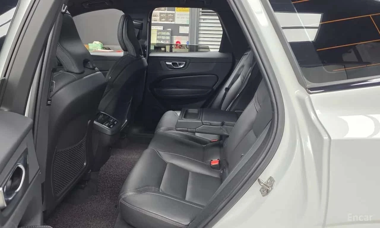 Volvo XC60 * B6 R Design * ������ ���� �� �������� | Mobile.bg � ����������� 12