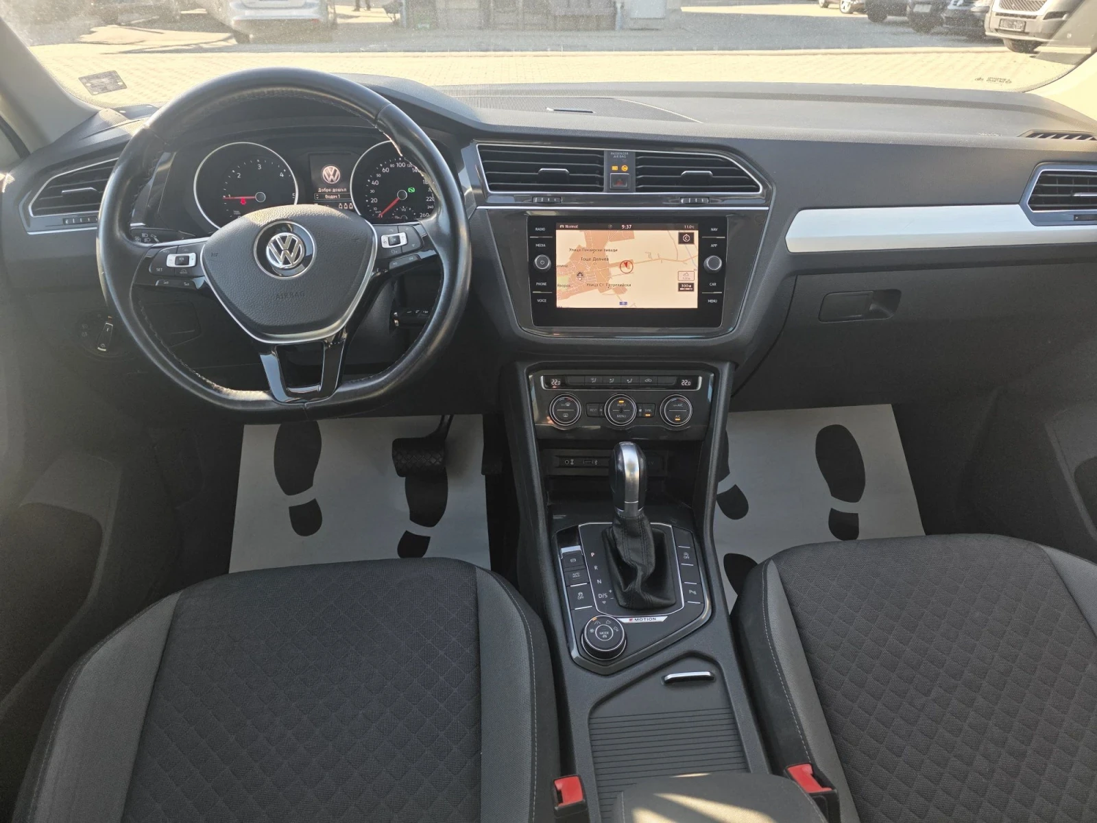 VW Tiguan 2.0TDi /4Motion/ Лизинг, снимка 9 - Автомобили и джипове - 56370217