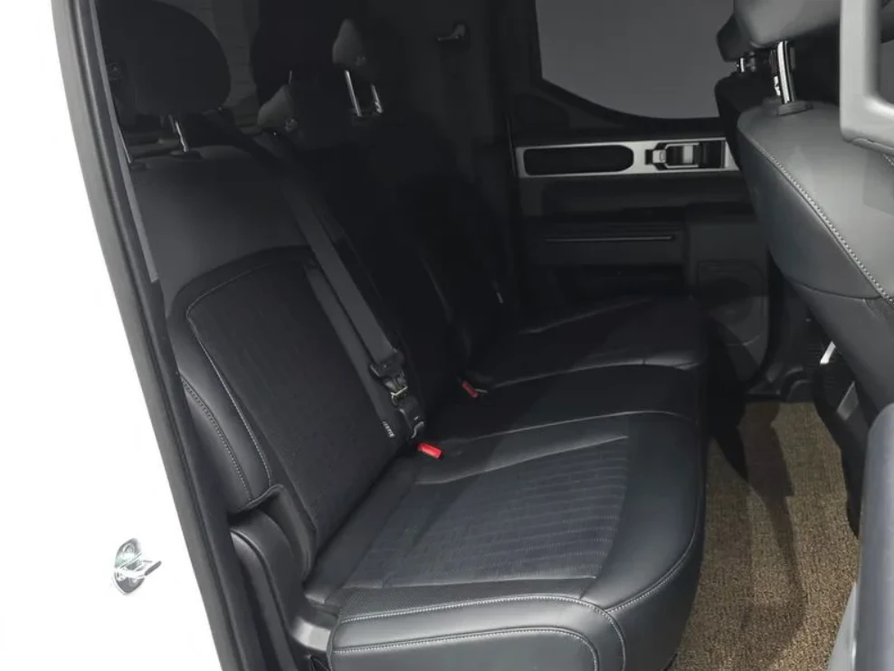 Kia Tasman 2.5 T 4WD | Mobile.bg � ����������� 10