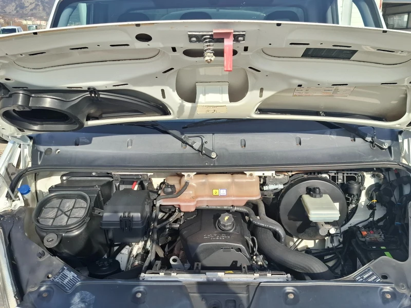 Iveco Daily До3.5т/Maxi/4.30м, снимка 15 - Бусове и автобуси - 52625211