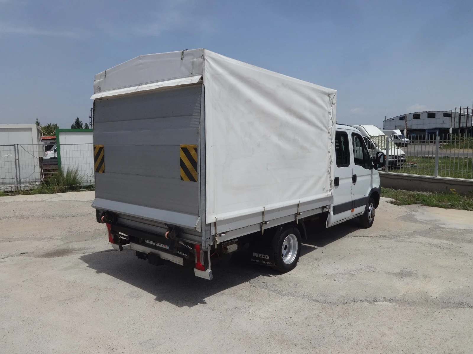 Iveco Daily 35C12  КАТ. * Б* 7места - изображение 6