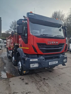 Iveco Trakker Нов внос, кран с щипка, отлично състояние , снимка 2