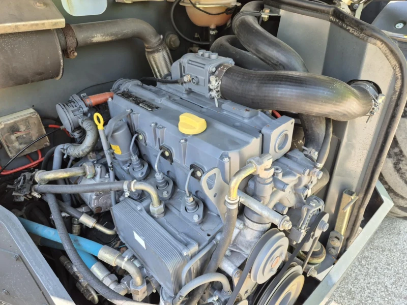 Телескопичен товарач Claas SCORPION 7040 PLUS, снимка 11 - Селскостопанска техника - 50116644