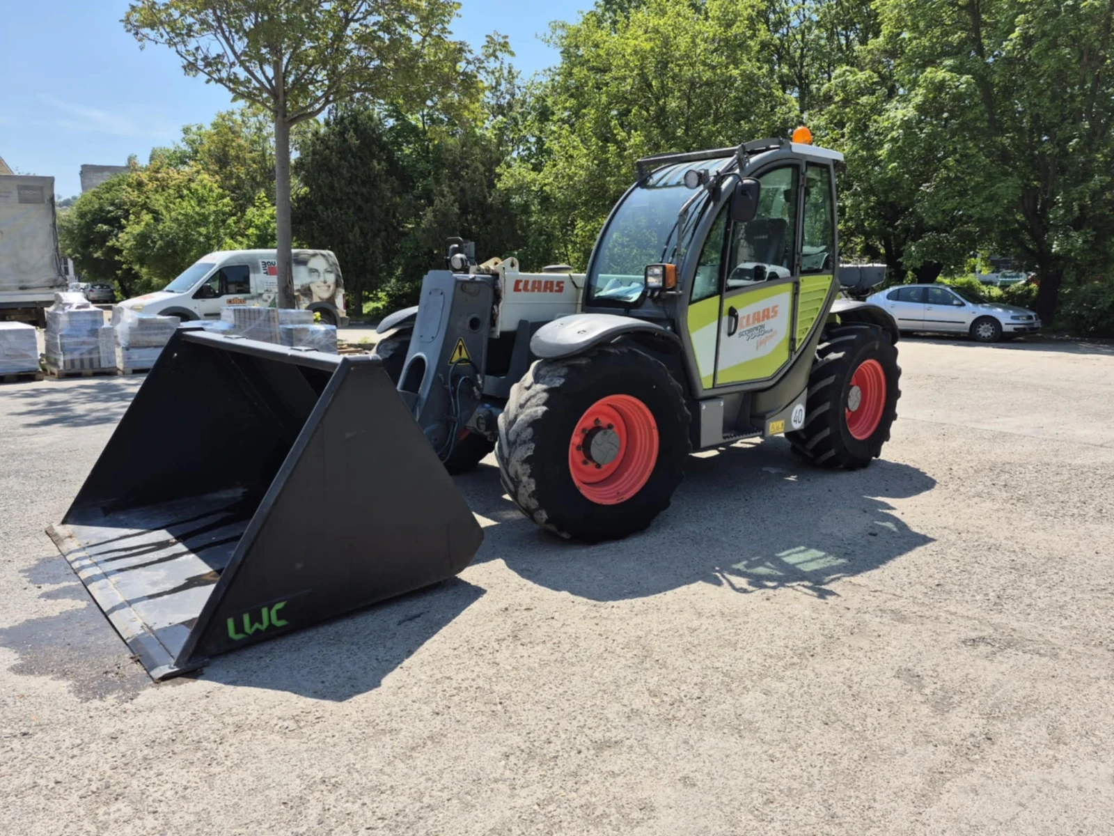 Телескопичен товарач Claas SCORPION 7040 PLUS - изображение 3